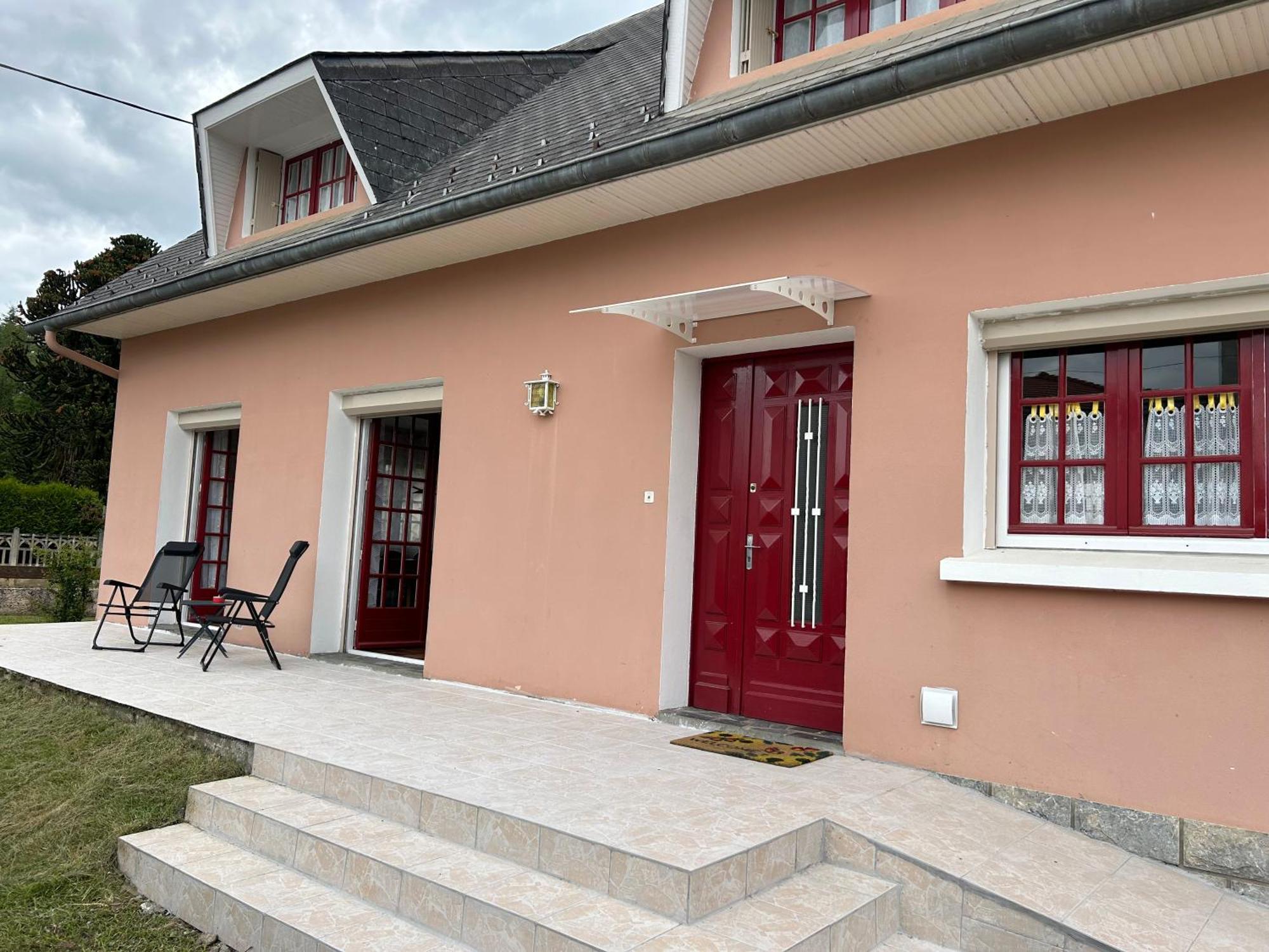 Gite La Maison Rose Lannemezan Exterior photo
